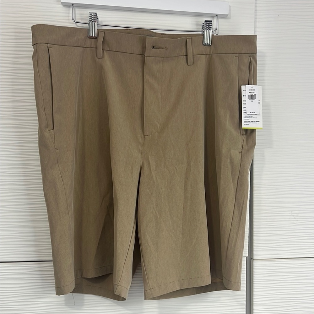 NWT Men's Old Navy Active stretchtech size 38 Tan Shorts 10” inseam khaki